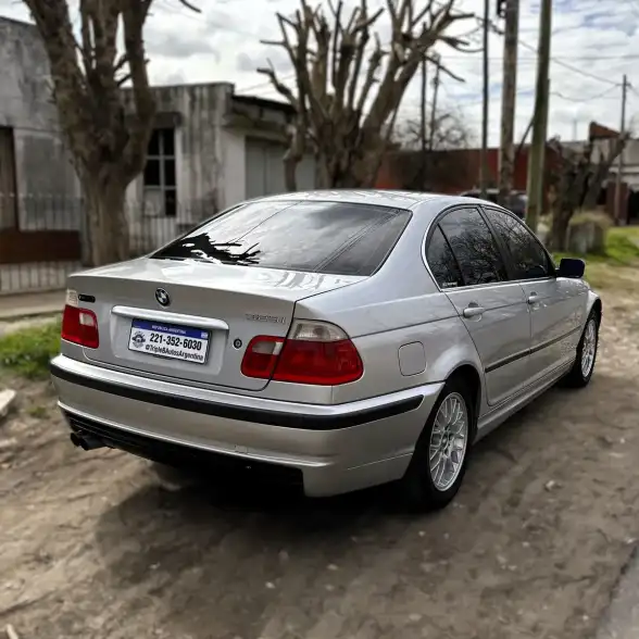 Bmw Serie 3 2.5 323I Sportive 2001 - foto 2