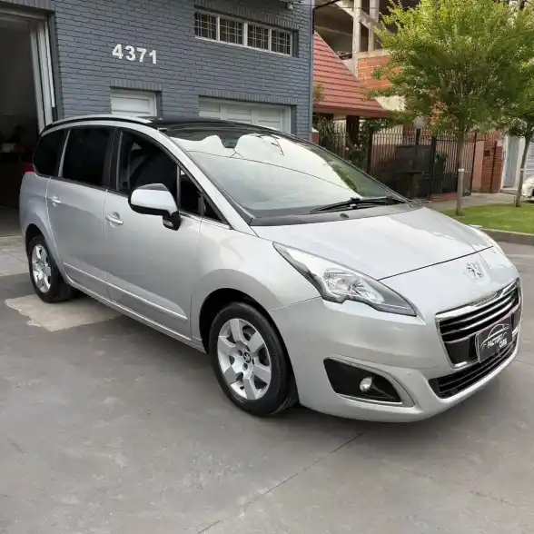 Peugeot 5008 1.6 Feline 2017 - foto 2