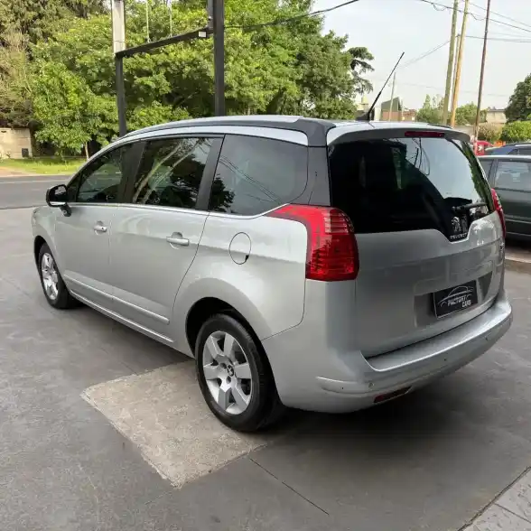 Peugeot 5008 1.6 Feline 2017 - foto 4