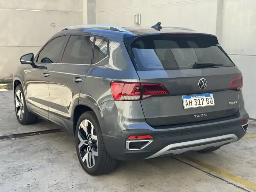 Volkswagen Taos 1.4 250 Tsi Highline Tiptronic 2025 - foto 5