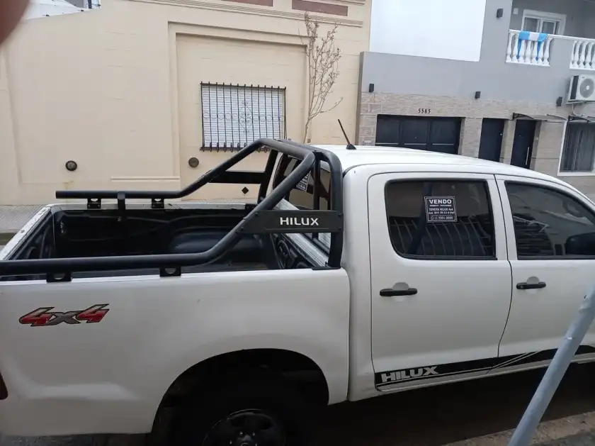 Toyota Hilux Pick-Up 2.5 Cd Dx Pack 120Cv 4X4 - C3 2015 - foto 4
