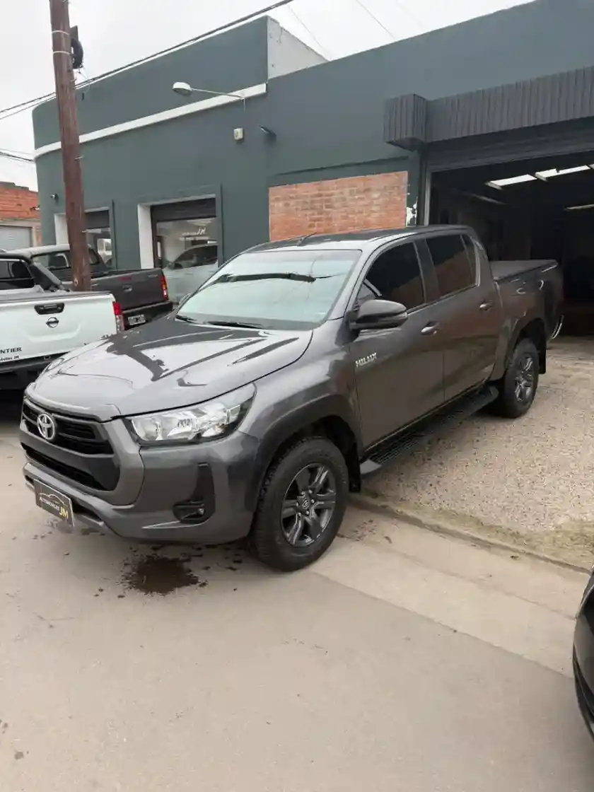Toyota Hilux Pick-Up 2.4 Cd Sr 150Cv 4X2 2024 - foto 2