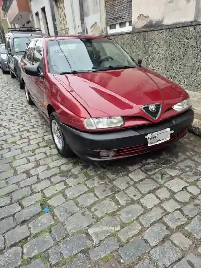 Alfa Romeo 146 1.8 Ts 1997 - foto 2