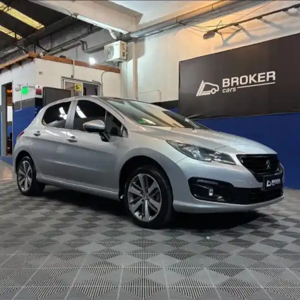 Peugeot 308 1.6 Feline Hdi 115Cv 2020 - foto 3