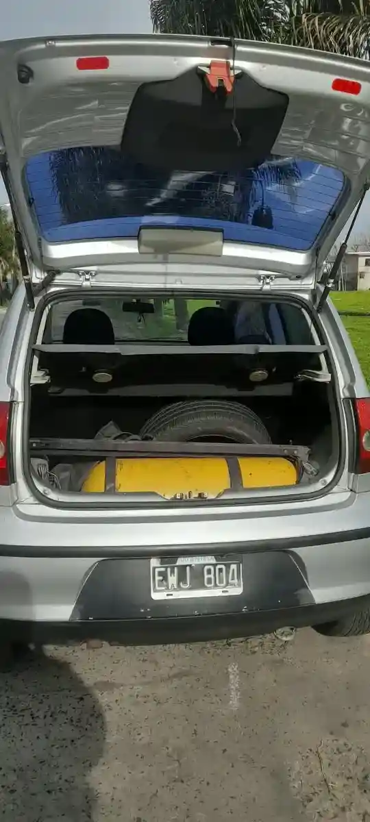 Volkswagen Fox 1.6 Trendline 2005 - foto 2