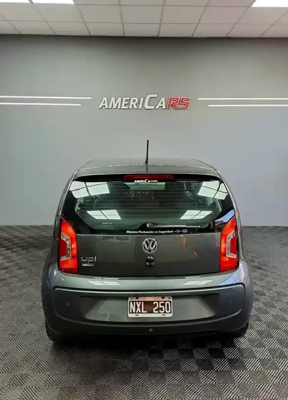Volkswagen Up! 1.0 High Up! 75Cv 3 P 2014 - foto 5