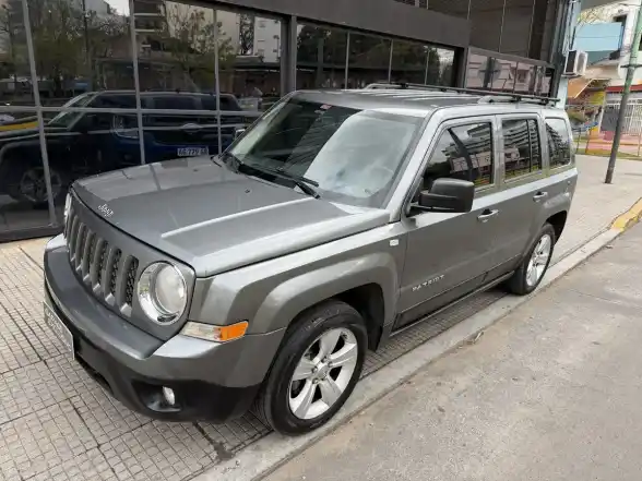 Jeep Patriot 2.4 Sport 4X4 170Cv Atx 2013 - foto 3
