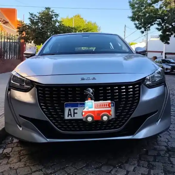 Peugeot 208 1.6 Active Tiptronic 2022 - foto 1