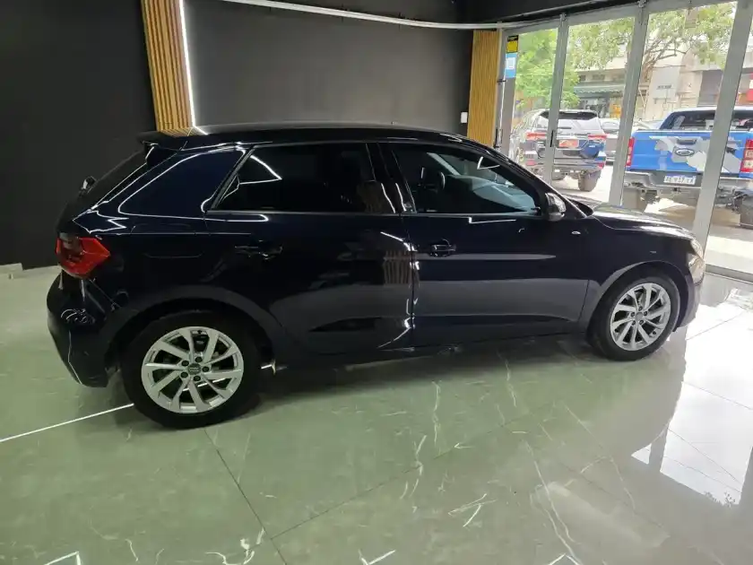 Audi A1 Sportback 1.0 30 Tfsi 116Cv 2020 - foto 4