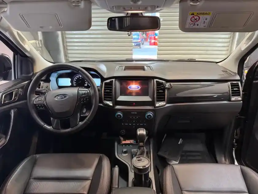 Ford Ranger Black Edition Cabina Doble 4X4 Diesel At 2022 - foto 5
