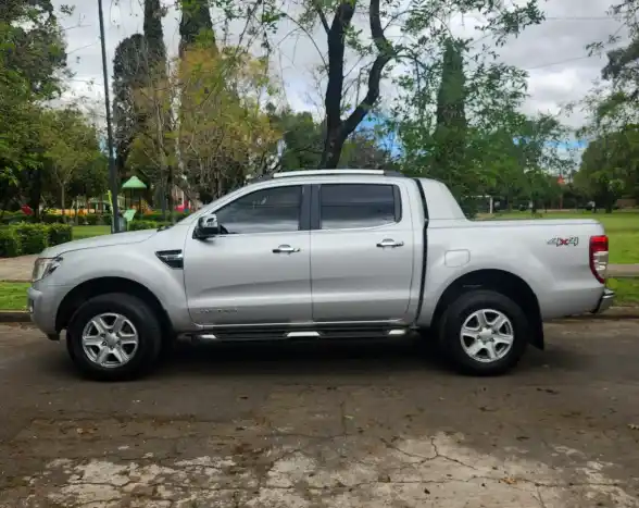 Ford Ranger 3.2 Cd 4X4 Limited Tdci 200Cv 2012 - foto 5