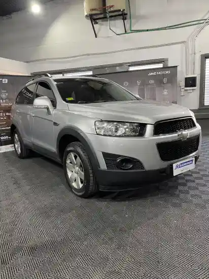 Chevrolet Captiva 2.4 Ls Mt Fwd 167Cv 2013 - foto 3