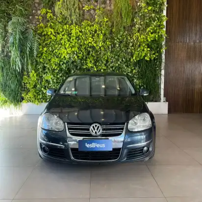Volkswagen Vento 1.9 I Luxury Dsg 2010 - foto 2