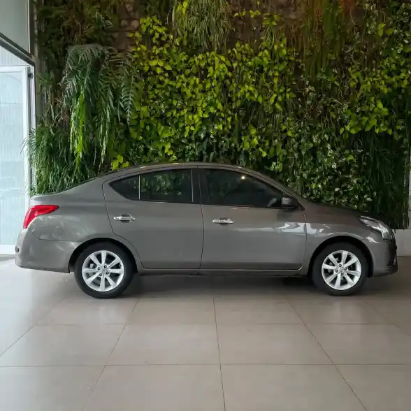 Nissan Versa 1.6 Advance 2015 - foto 4