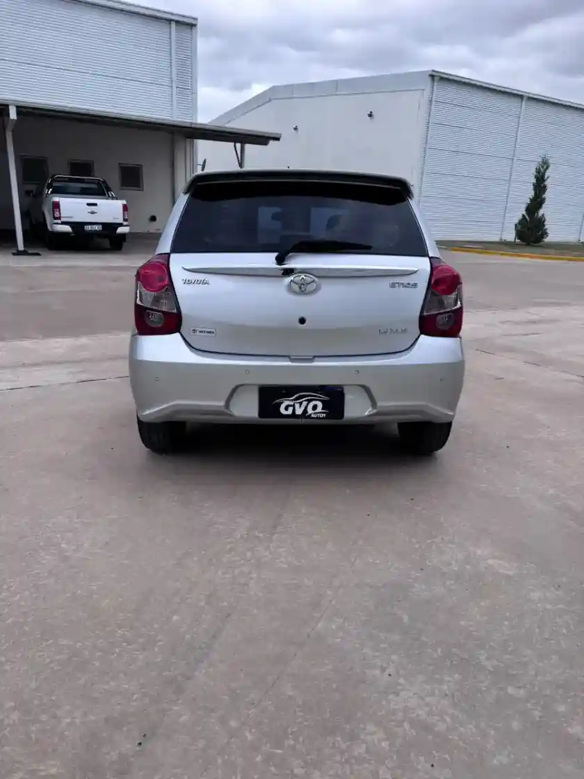 Toyota Etios 1.5 Xls Pack 2022 - foto 5