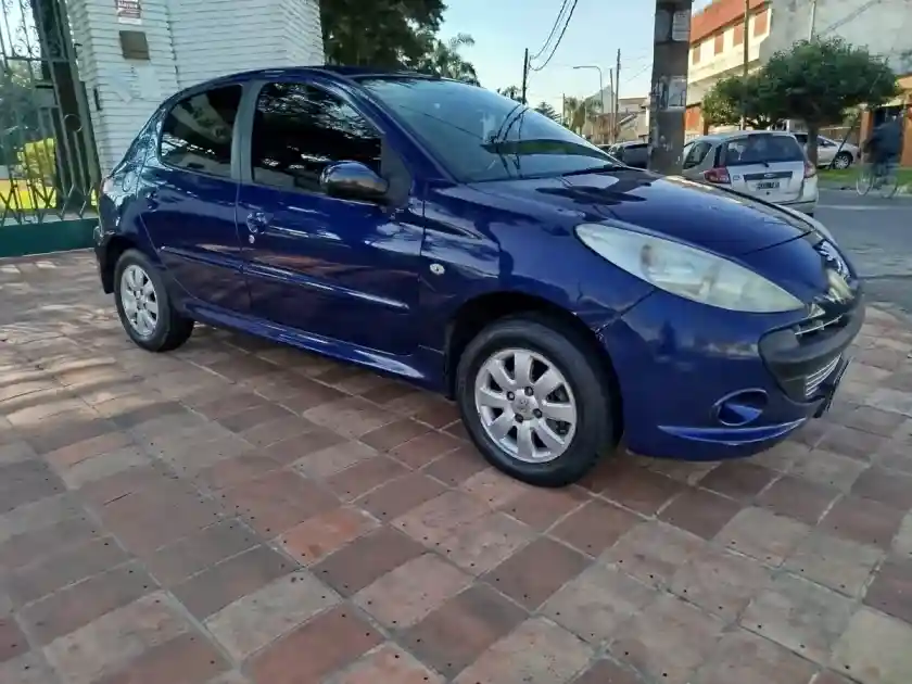 Peugeot 207 1.4 Xs 2009 - foto 2