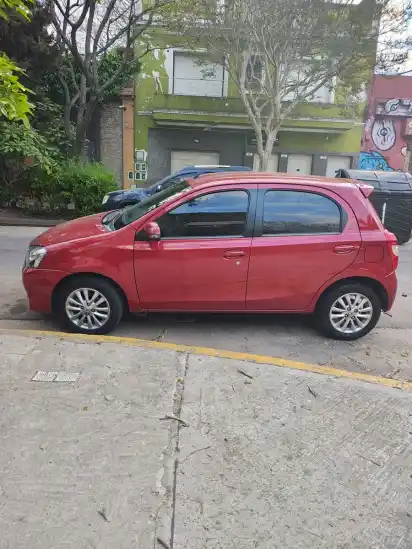 Toyota Etios 1.5 Xls 2015 - foto 2
