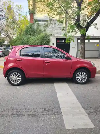 Toyota Etios 1.5 Xls 2015 - foto 4