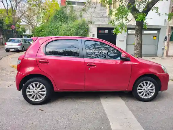 Toyota Etios 1.5 Xls 2015 - foto 5