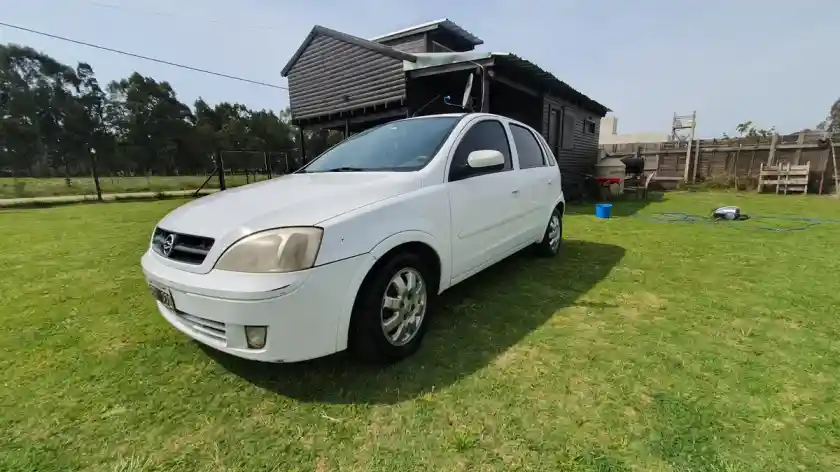 Chevrolet Corsa 1.8 Gls 5P 2004 - foto 1