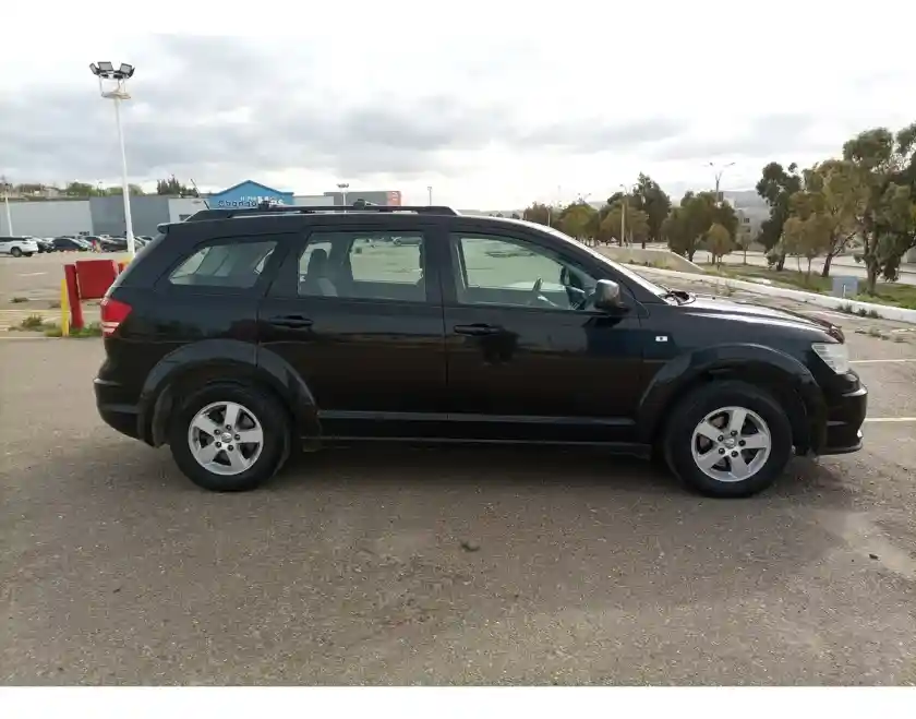 Dodge Journey Sxt 2.4 2.4 Sxt Atx (2 Filas) 2011 - foto 3