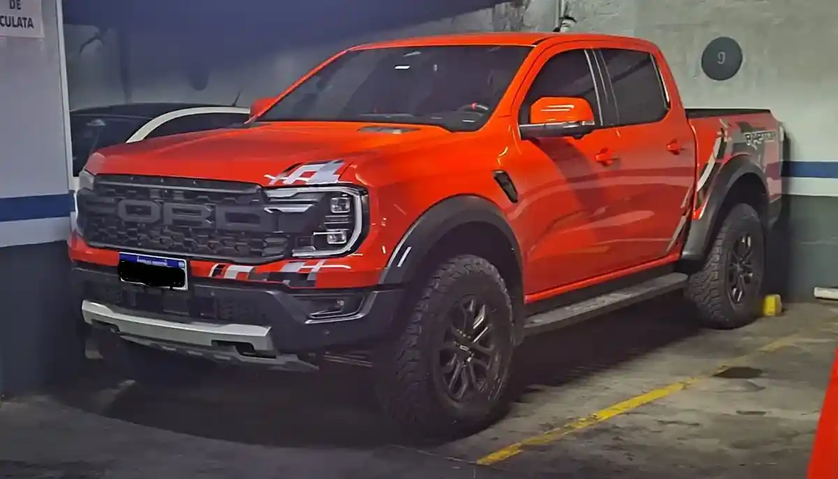 Ford Ranger Raptor 3.0L V6 Ecoboost Biturbo Cabina Doble 4X4 2024 - foto 1