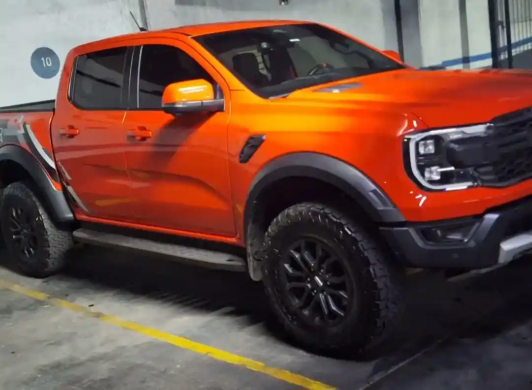 Ford Ranger Raptor 3.0L V6 Ecoboost Biturbo Cabina Doble 4X4 2024 - foto 2