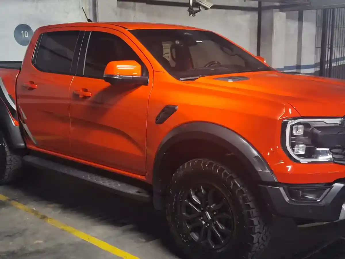 Ford Ranger Raptor 3.0L V6 Ecoboost Biturbo Cabina Doble 4X4 2024 - foto 3