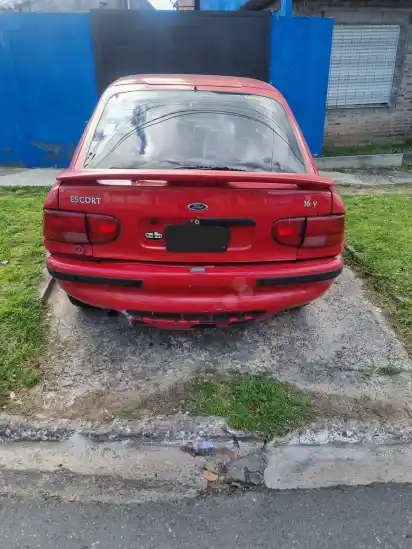 Ford Escort 1.8 Coupe Si 1998 - foto 5