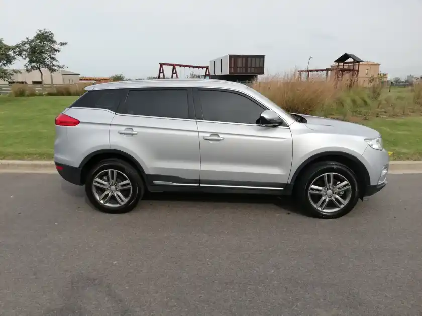 Geely Emgrand X7 Sport 2.4 Gt At 2018 - foto 2