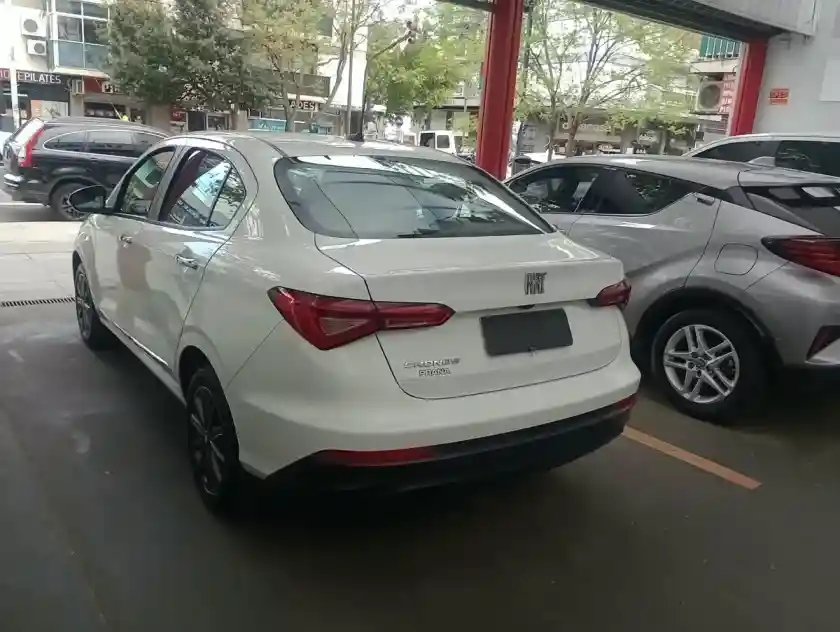Fiat Cronos Cronos Stile 1.3 Gse 2023 - foto 3