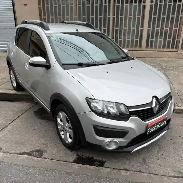 Renault Sandero Stepway 1.6 Privilege Nav 105Cv 2015 - foto 3