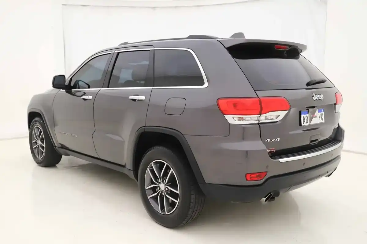 Jeep Grand Cherokee 3.6 Limited 286Hp Techo + Llantas 18 2017 - foto 4