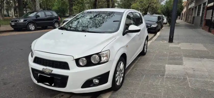 Chevrolet Sonic 1.6 Ltz 5 P Manual 2012 - foto 3