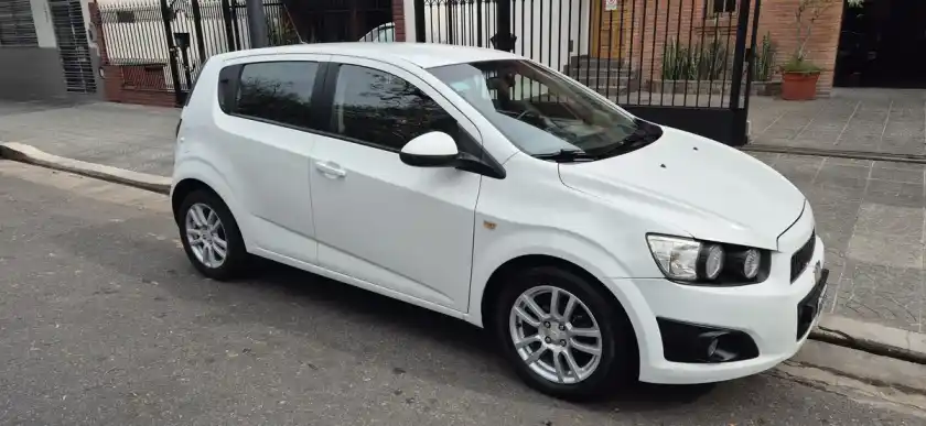 Chevrolet Sonic 1.6 Ltz 5 P Manual 2012 - foto 5