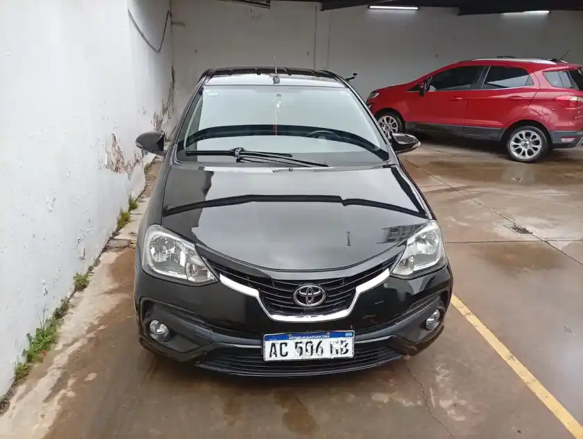 Toyota Etios 1.5 Platinum At 2018 - foto 1
