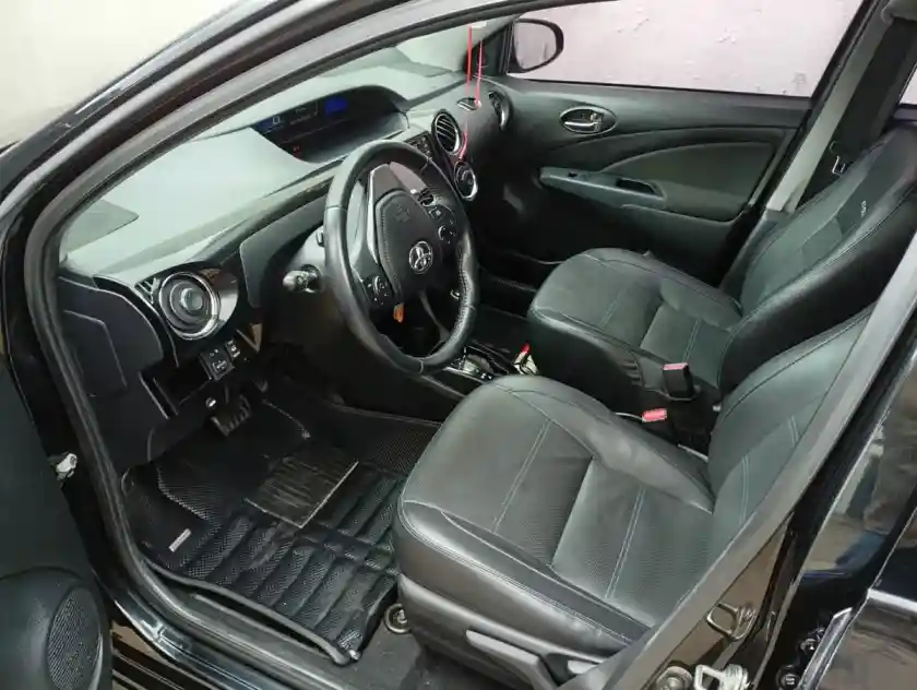 Toyota Etios 1.5 Platinum At 2018 - foto 5