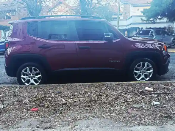 Jeep Renegade 1.8 Sport At 2017 - foto 3