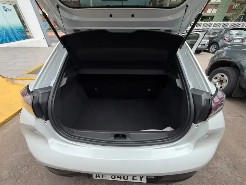 Peugeot 208 1.6 Active Pack Tiptronic 2023 - foto 4