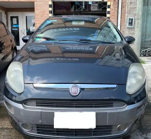 Fiat Punto 1.6 Essence 2013 - foto 1