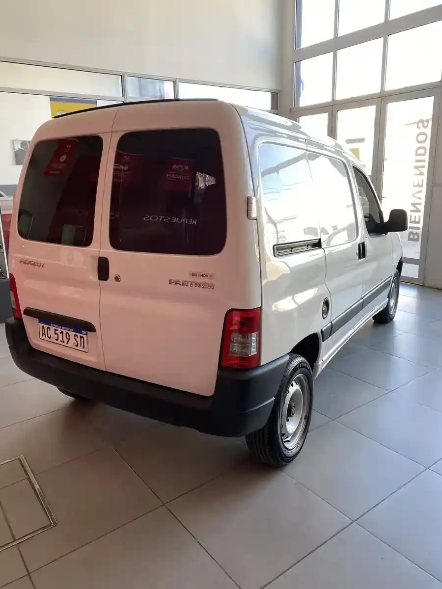 Peugeot Partner 1.6 Hdi Furgon Confort 92 2018 - foto 5