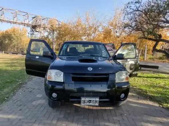 Nissan Frontier 2.8 D/C 4X2 Se 2006 - foto 4
