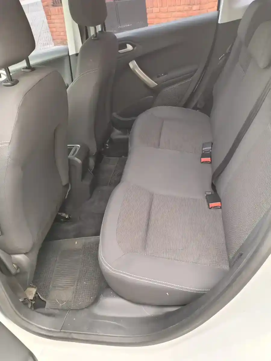 Peugeot 2008 1.6 Allure 2017 - foto 4