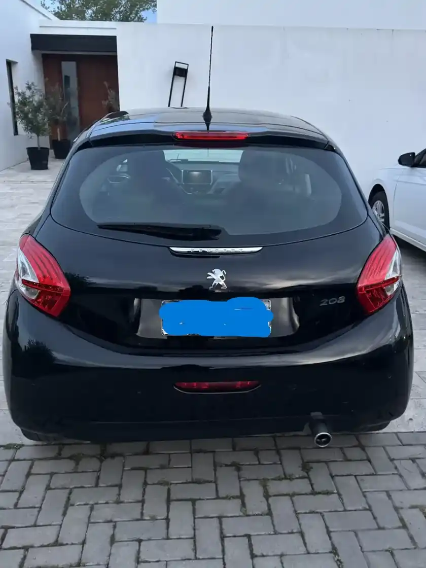 Peugeot 208 1.6 Feline Pack Cuir 2016 - foto 4