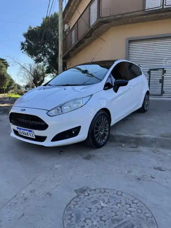 Ford Fiesta Kinetic 1.6 Se Powershift 120Cv 2017 - foto 1