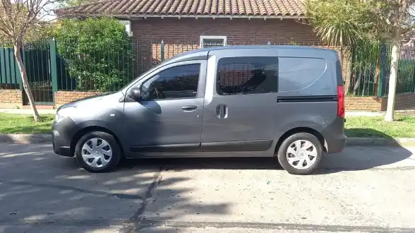 Renault Kangoo Ii Express 1.6 Sce Confort 5A 2022 - foto 2