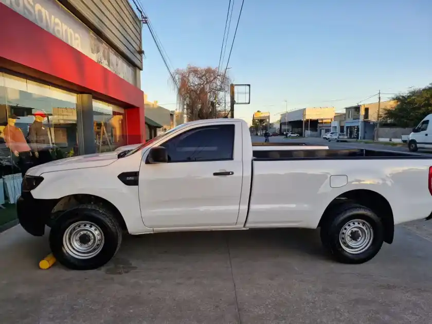 Ford Ranger 2.2 Cd Xl Tdci 150Cv 4X2 2022 - foto 1