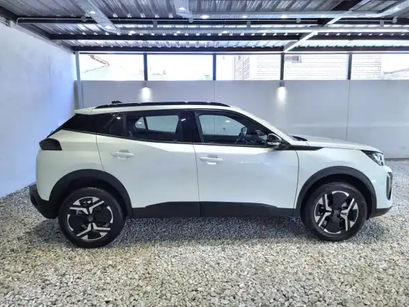 Peugeot 2008 1.0T Active Cvt 2025 - foto 4