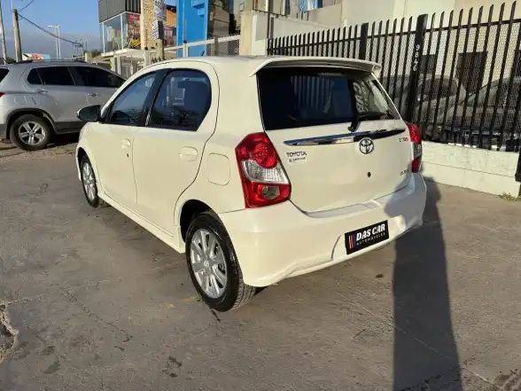 Toyota Etios 1.5 Xls 2018 - foto 5
