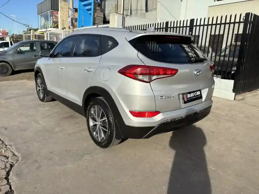 Hyundai Tucson 2.0 Gl 6At 2Wd 2017 - foto 5